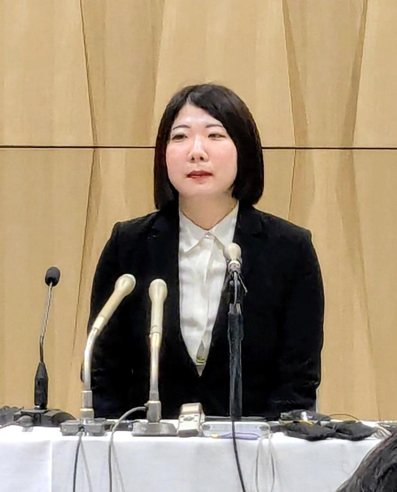 棋士編入の権利行使を発表した西山朋佳女流白玲
