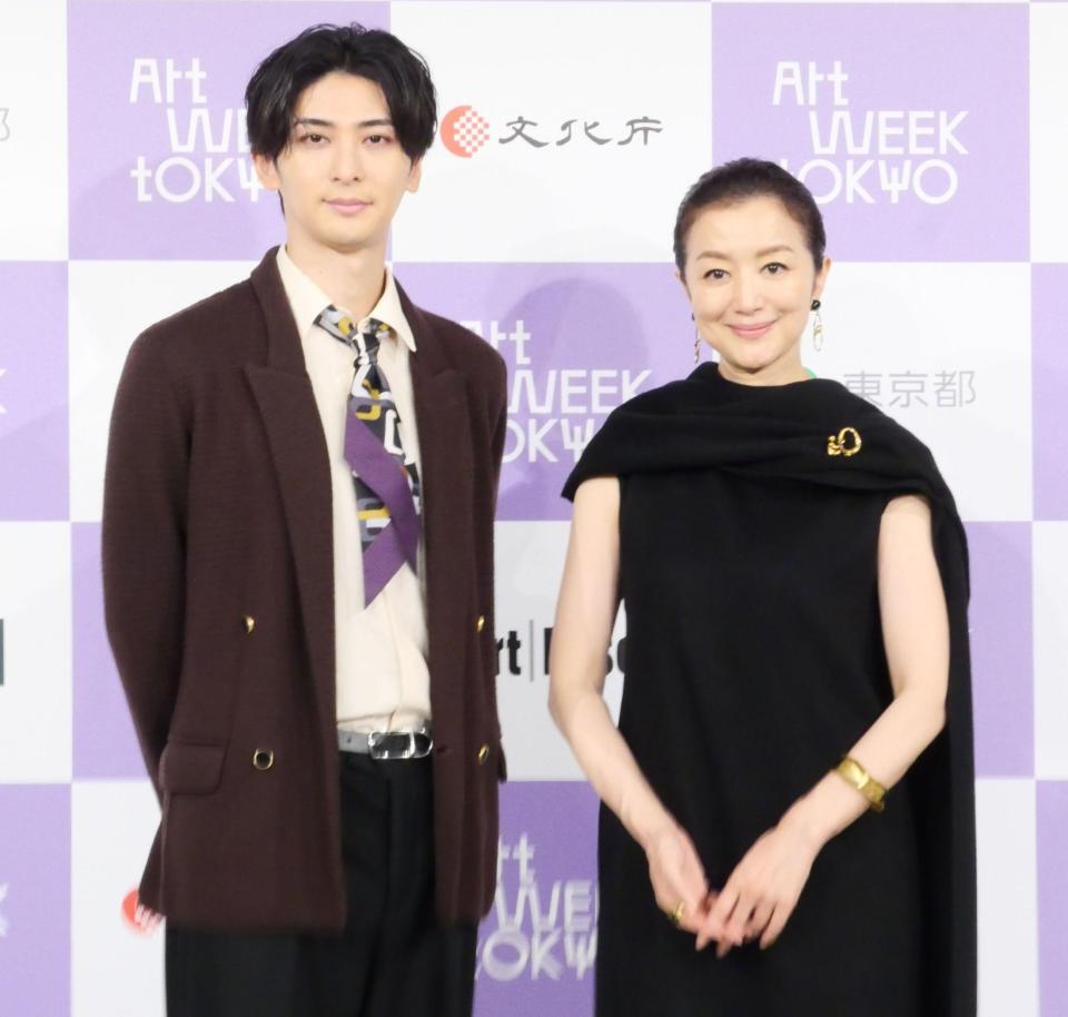 イベントに出席した古川雄大（左）と鈴木京香
