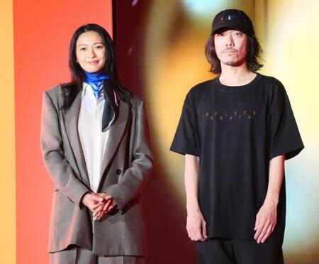 イベントに出席した榮倉奈々（左）とＹＯＳＨＩＲＯＴＴＥＮ氏