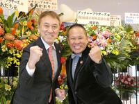 ブッチャーブラザーズのリッキー（左）、ぶっちゃあ＝都内