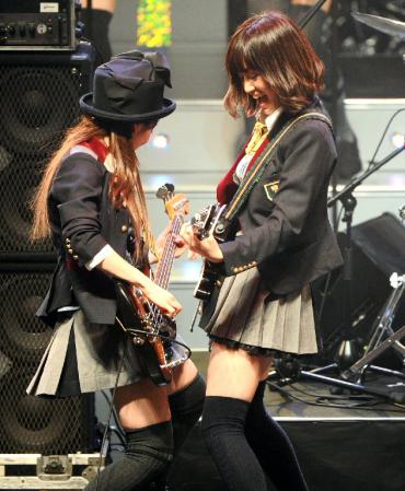 前田敦子ＡＫＢ４８メモリアル　３