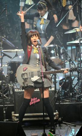 前田敦子ＡＫＢ４８メモリアル　３