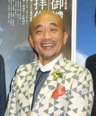 ４７歳で飲酒デビューし、５６歳でウオッカにはまっていることを明かした竹中直人