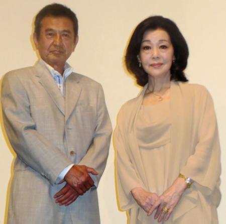 三國連太郎さんの思い出を語った長山藍子（右）と誠直也