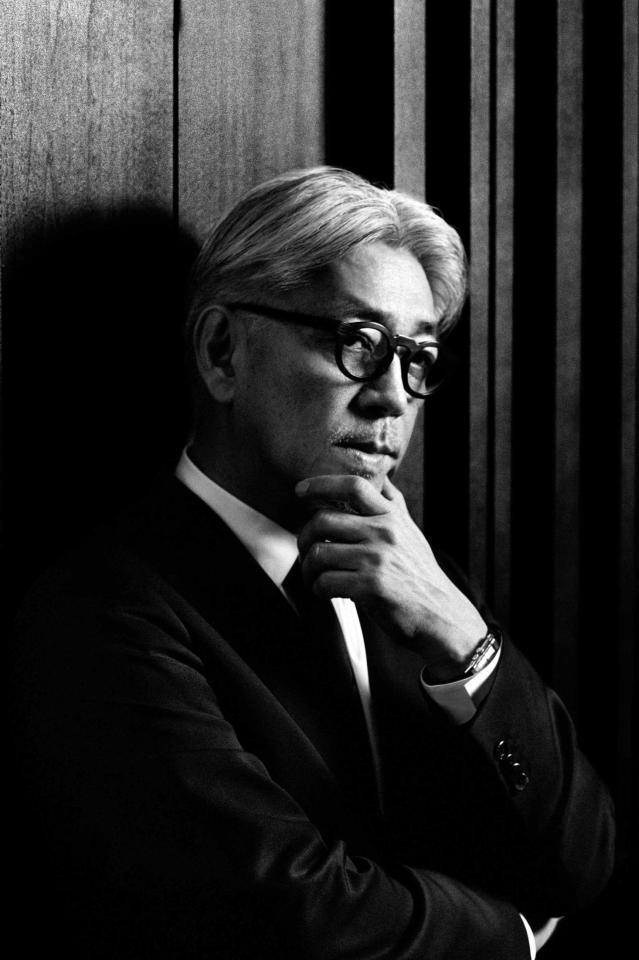 　映画「母と暮せば」で仕事復帰する坂本龍一　