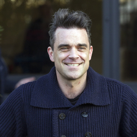 ソロ活動に専念するためテイク・ザットを再び脱退したロビー・ウィリアムス