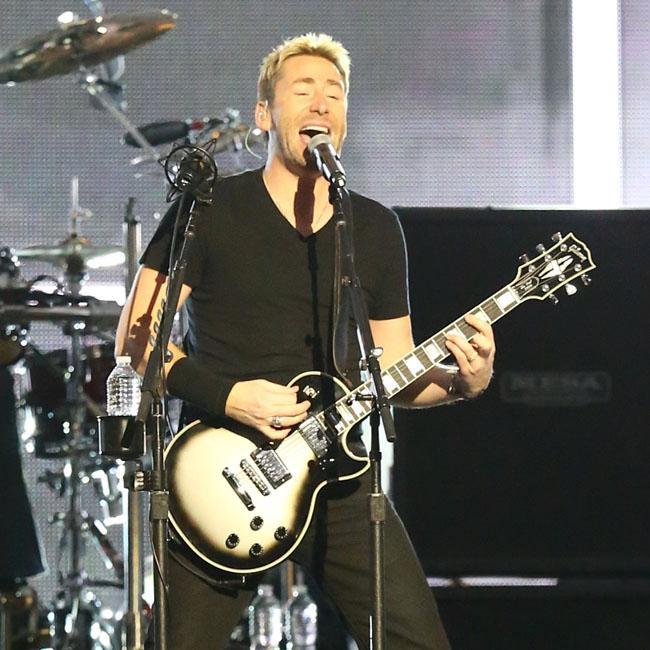 北米ツアーの残り日程を中止したニッケルバック