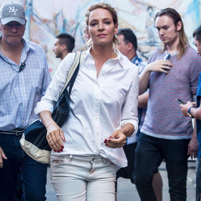 ユマ・サーマン、絶滅危惧種のサイ救出