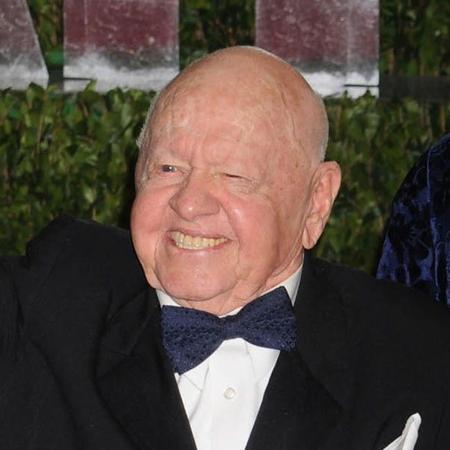 １４歳当時のエリザベス･テーラーと不倫関係がウワサされる故ミッキー・ルーニー