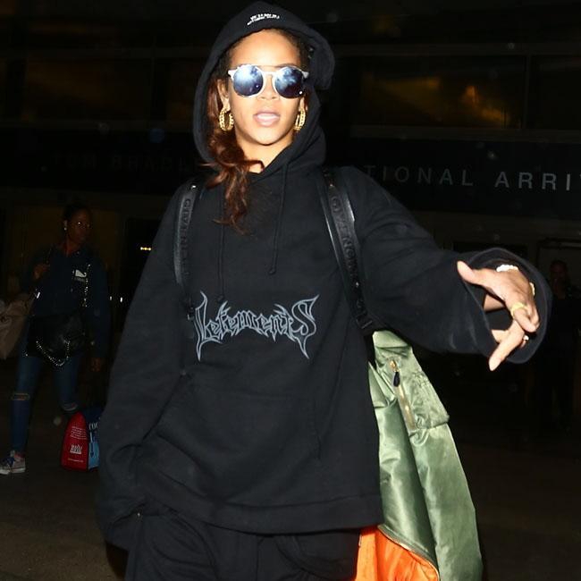 リアーナ効果でプーマの売り上げが急上昇