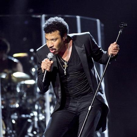 ライオネル・リッチー、アデルとコラボ？