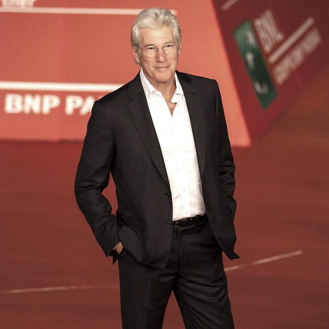 ホームレス役で感じたことを語るリチャード・ギア