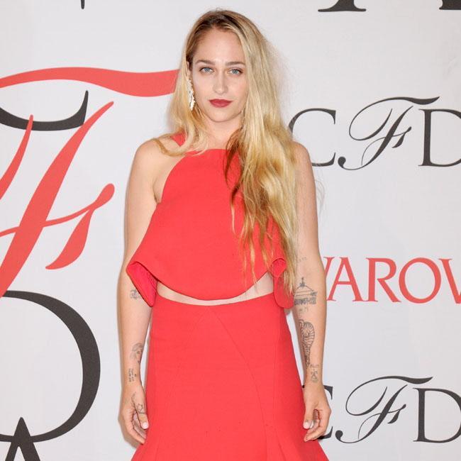 夫と破局していたことが発覚したジャマイマ・カーク