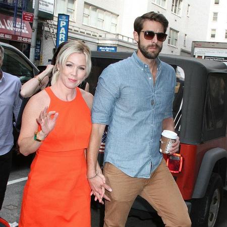 ジェニー・ガース（左）とデイブ・アブラムス