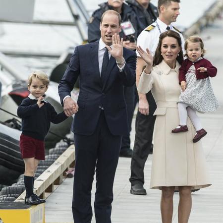   ジョージ王子、ウィリアム王子、キャサリン妃とシャーロット王女