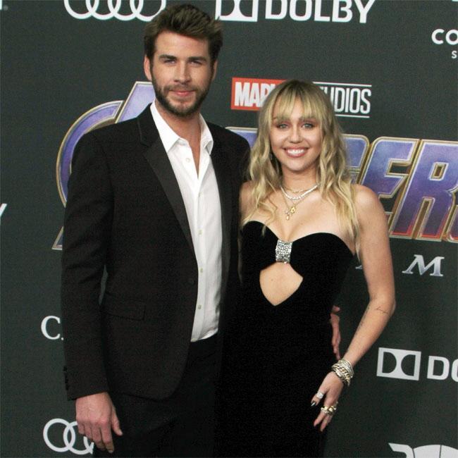 リアム・ヘムズワース、マイリー・サイラス