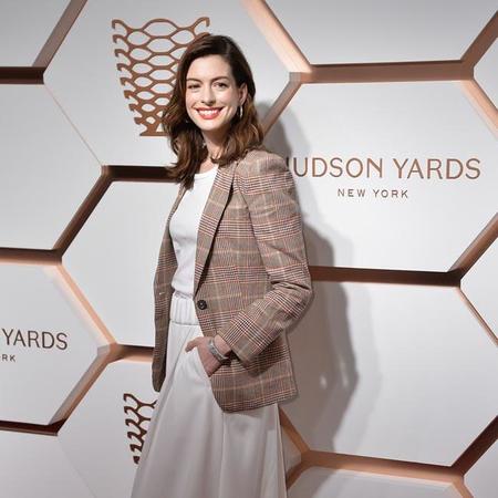 アン・ハサウェイ