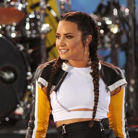 　特別番組で司会を務めるデミ・ロヴァート