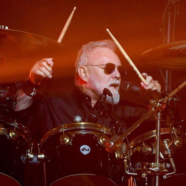 　ロジャー・テイラー