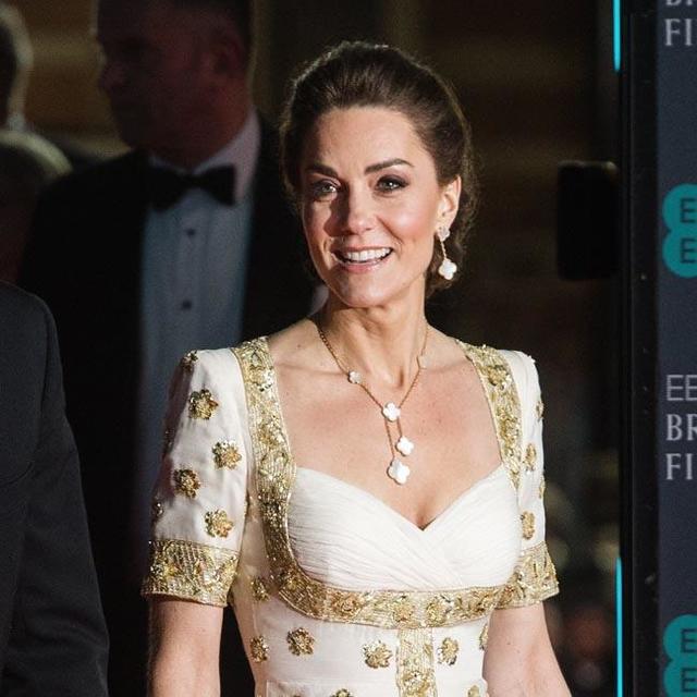 キャサリン妃 ママ 止めて 子供達の懇願も辞められない 海外スターバックナンバー 芸能 デイリースポーツ Online