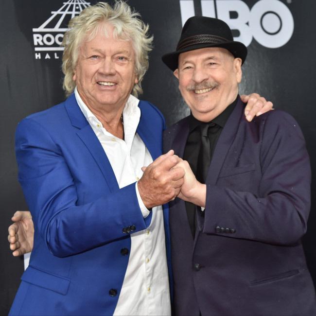 ムーディー・ブルースのマイク・ピンダーさんが死去