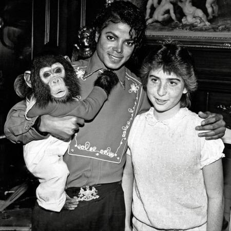 マイケル・ジャクソンさんが愛したチンパンジー・バブルスが４２歳に！