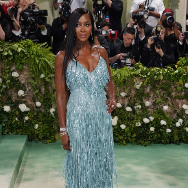 　ナオミ・キャンベル