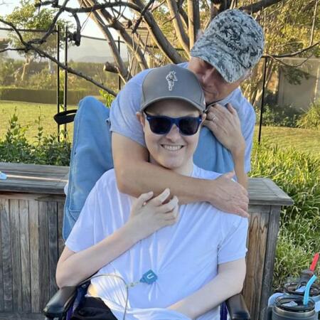 　ゲイリー・シニーズ（後方）