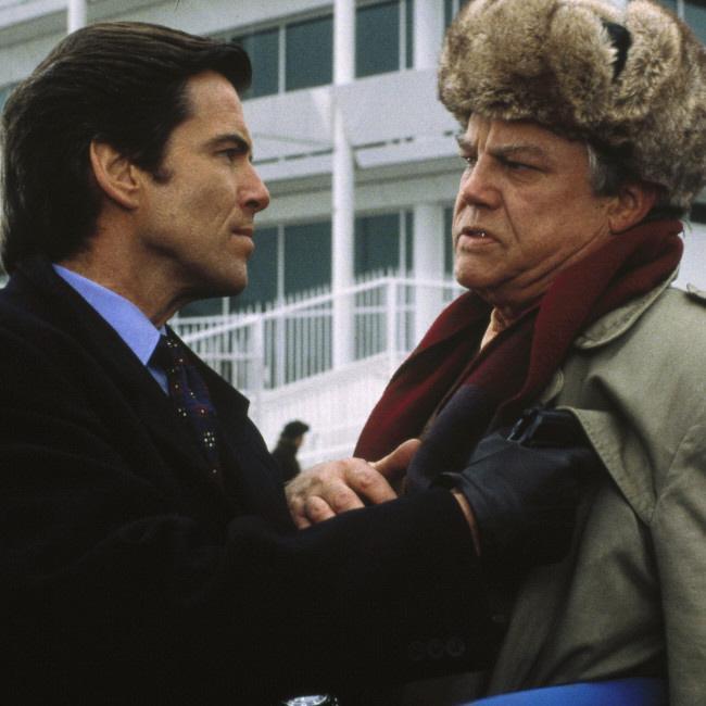 　ジョー・ドン・ベイカーさん（右）