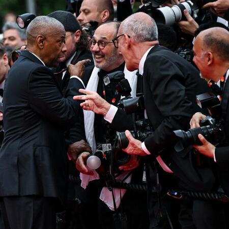 　デンゼル・ワシントン（左端）