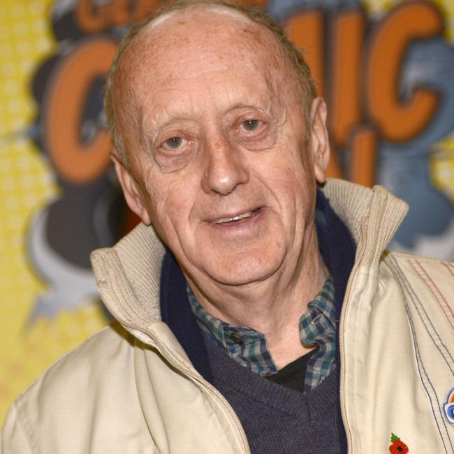 　ケネス・コリー