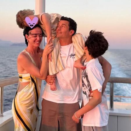 　オーランド・ブルーム（中央）