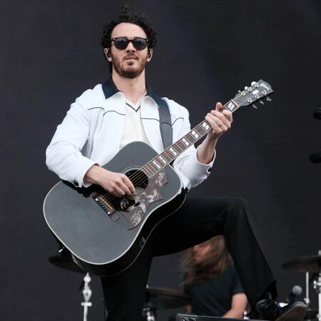 　ケヴィン・ジョナス