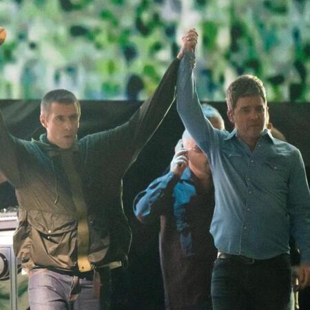 　オアシスのリアム・ギャラガー（左）とノエル・ギャラガー