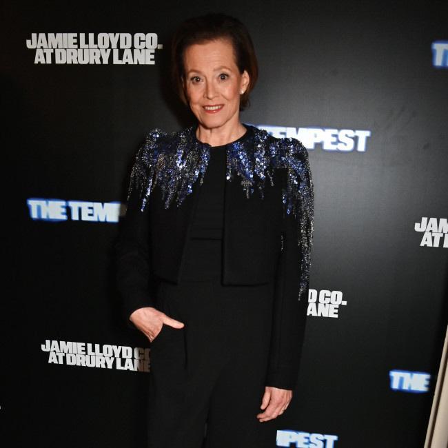 　シガニー・ウィーバー