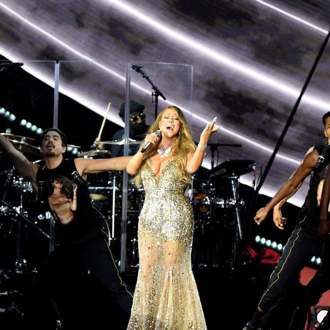 　マライア・キャリー