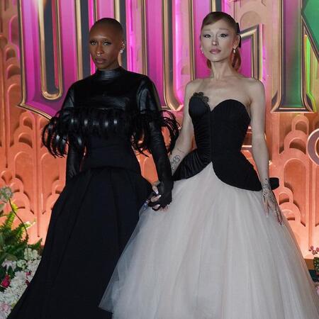 　シンシア・エリヴォ（左）とアリアナ・グランデ