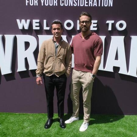 　ライアン・レイノルズ（右）ロブ・マケルヘニー