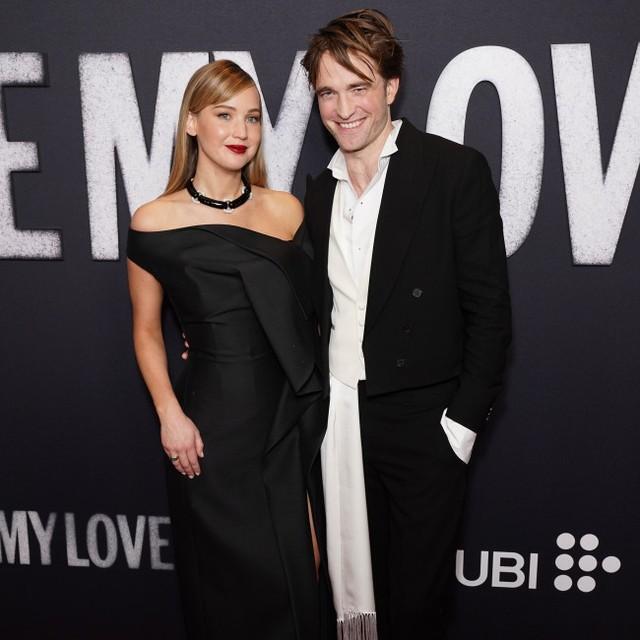 ジェニファー・ローレンスとロバート・パティンソン