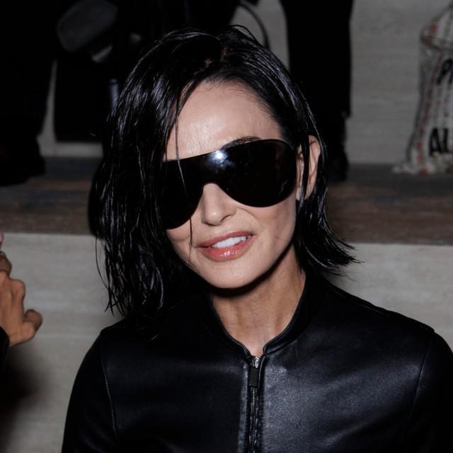 大胆なボブヘアを振り返ったデミ・ムーア