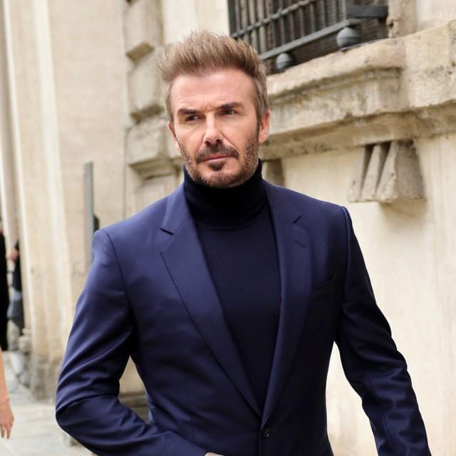 家族旅行中に負傷者を助けたデビッド・ベッカム