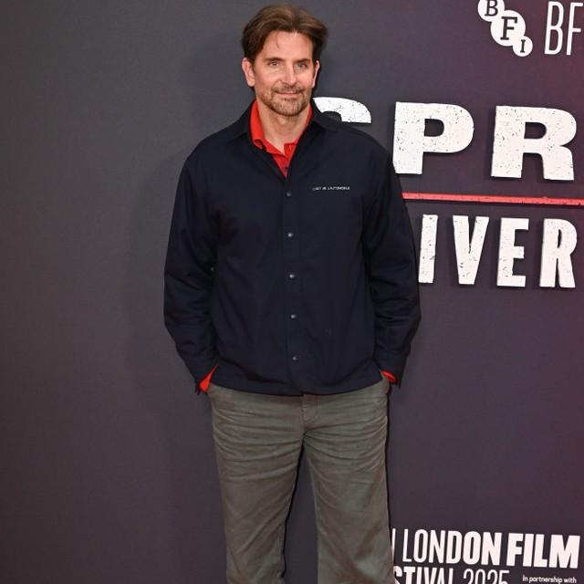 監督と脚本の候補に挙がっているブラッドリー・クーパー