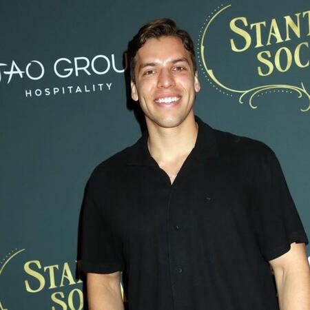 ボディビル選手権で優勝したジョセフ・バエナ