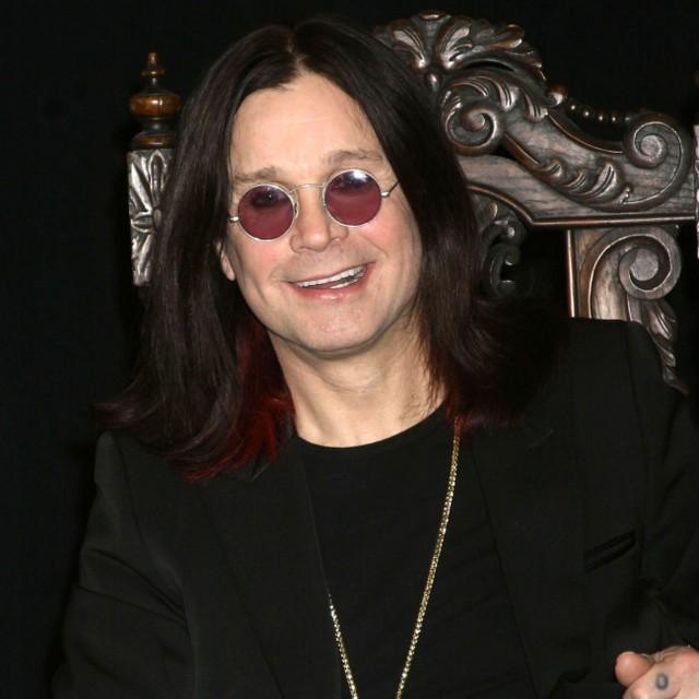 生涯功労賞を受賞するオジー・オズボーンさん