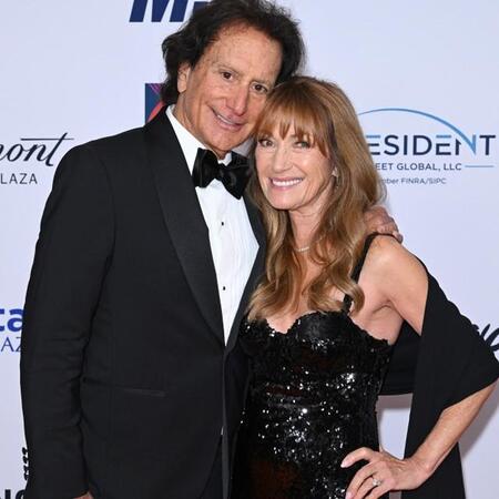 ジョン・ザンベッティ（左）とジェーン・シーモア