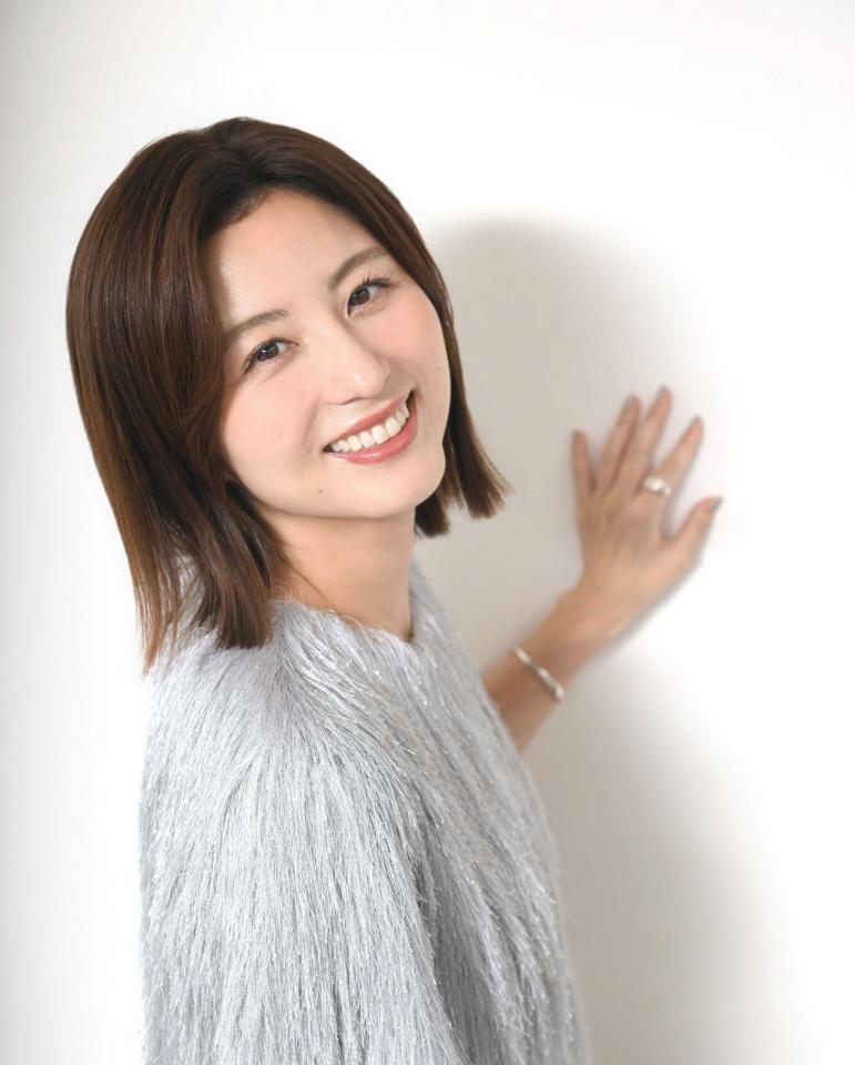 柔らかな笑みを浮かべる宇賀なつみアナウンサー（撮影・堀内翔）