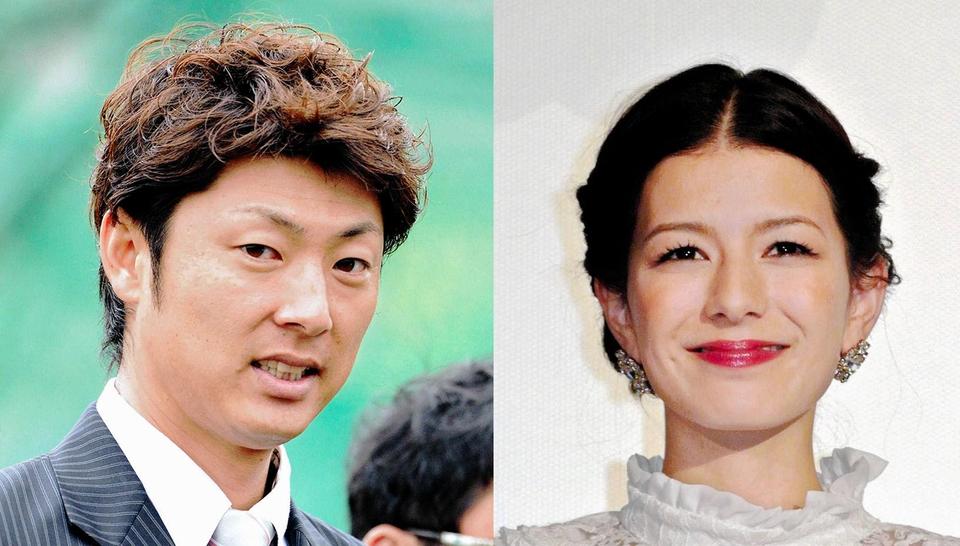 　　離婚を発表したスザンヌ（右）と斉藤和巳氏