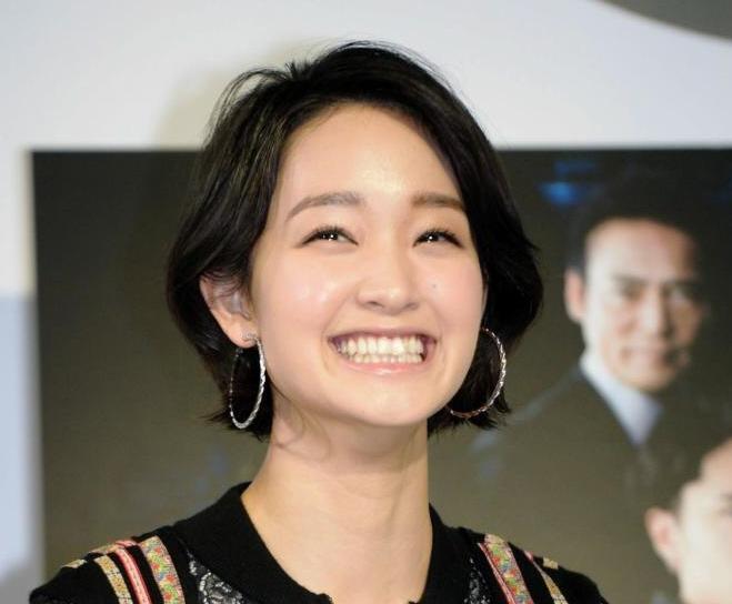 イベントに登場し笑顔をふりまく剛力彩芽＝東京・メルセデス・ベンツ・コネクション（撮影・開出牧）