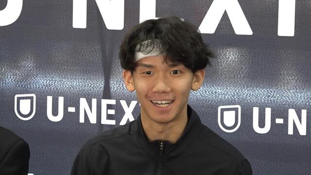 ２団体王座統一戦への心境を語る高見亨介