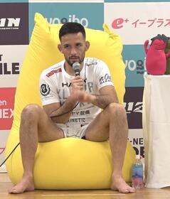 試合を振り返るクレベル・コイケ